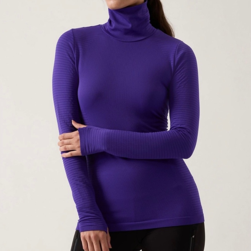 ATHLETA Flurry Blizzard Rib
Turtleneck Pullover Womens M
Noble Blue Purple NEW